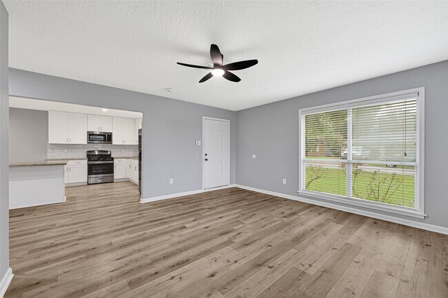 Building Photo - 2131 Counter Point Dr