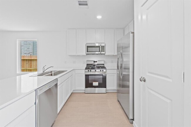 Building Photo - 6831 Lilac Vine Ln