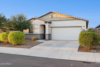 Building Photo - 8234 E Juanita Ave