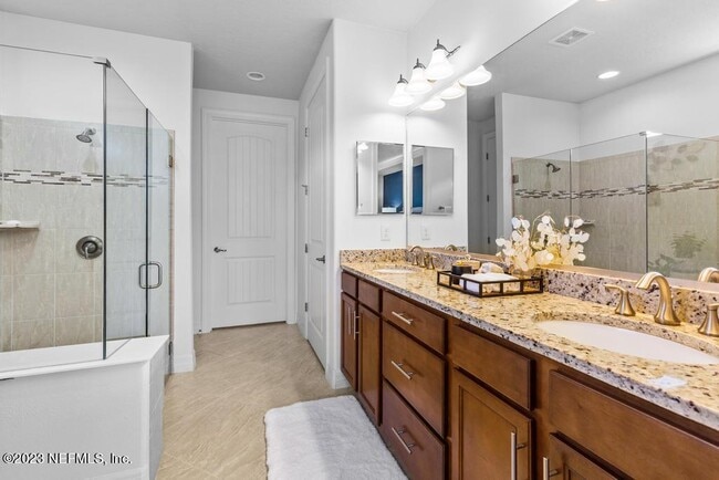 Building Photo - 280 Winding Path Dr