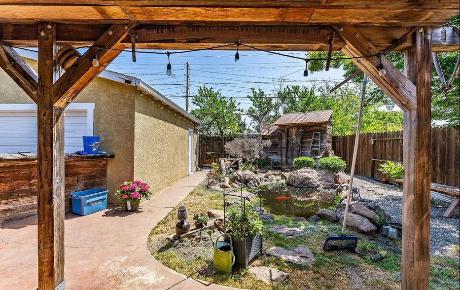 Building Photo - 1034 Caldwell Ave