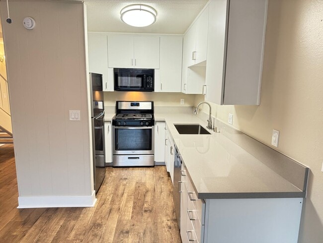 Interior Photo - Batavia Gardens
