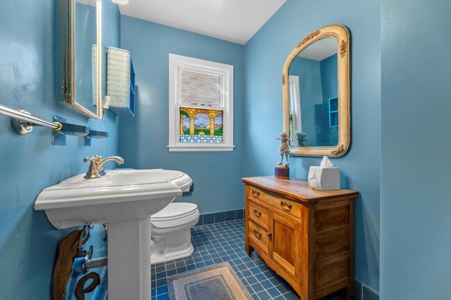 Building Photo - 5457 N Berkeley Blvd