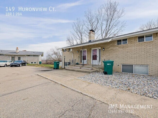 Building Photo - 149 Huronview Ct