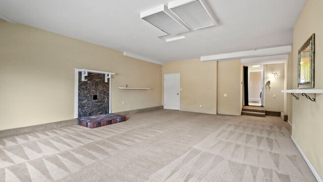 Building Photo - BEAUTIFUL HOME IN THE GLEN COVE AREA  OF VALLEJO WITH VIEWS OF THE BAY