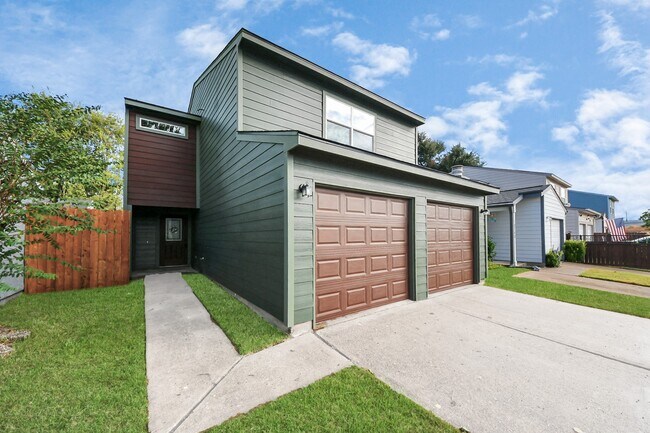 Building Photo - 10250 Bridgeland Ln