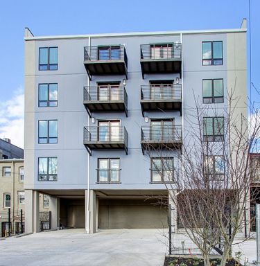 Building Photo - 1827 Benning Rd NE