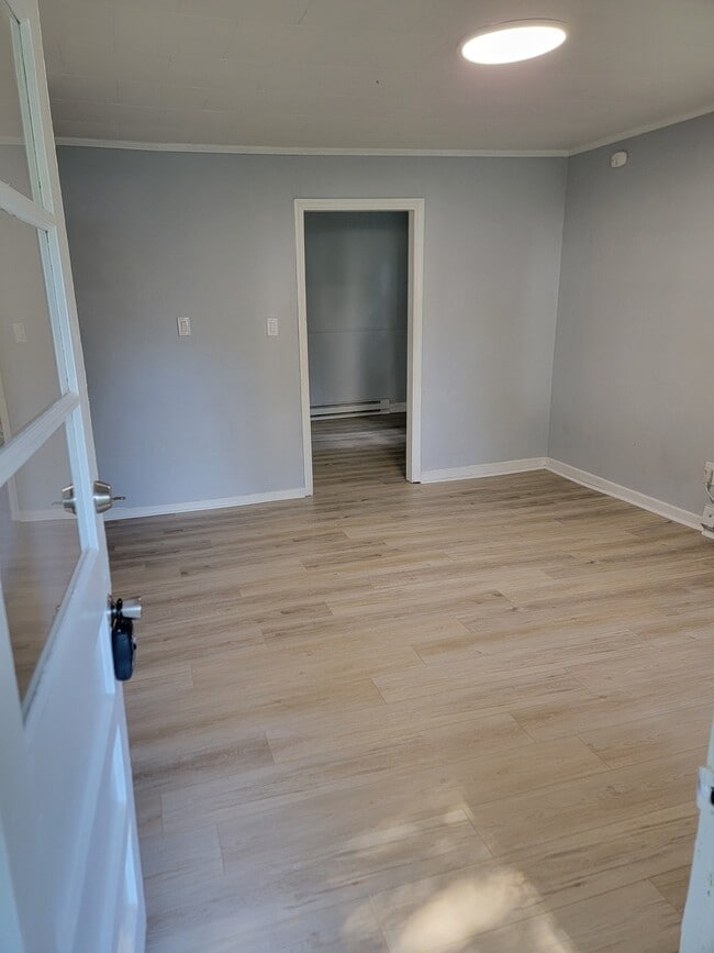 Building Photo - 3912 Honan Dr