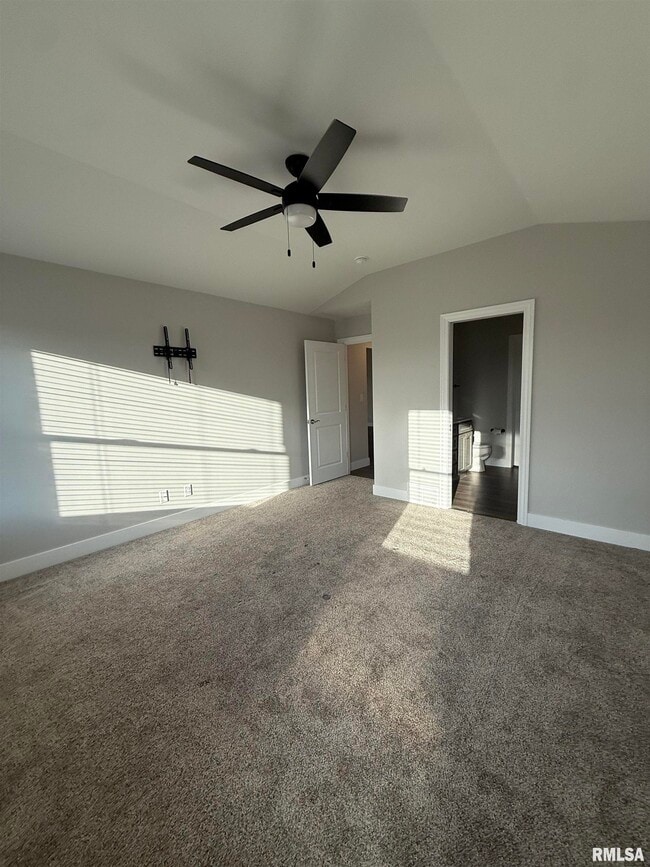 Building Photo - 4519 Castle Pines Dr