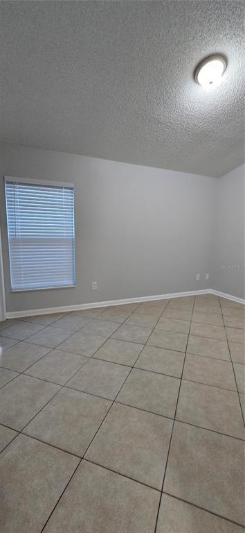 Building Photo - 9414 Dearmont Ave