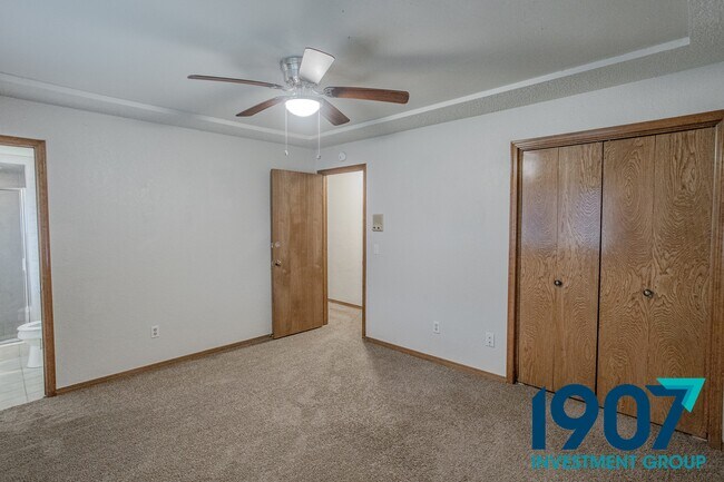 Building Photo - 1200 N Patterson Dr