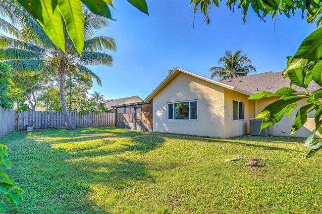 Building Photo - 1386 Fulmar Dr