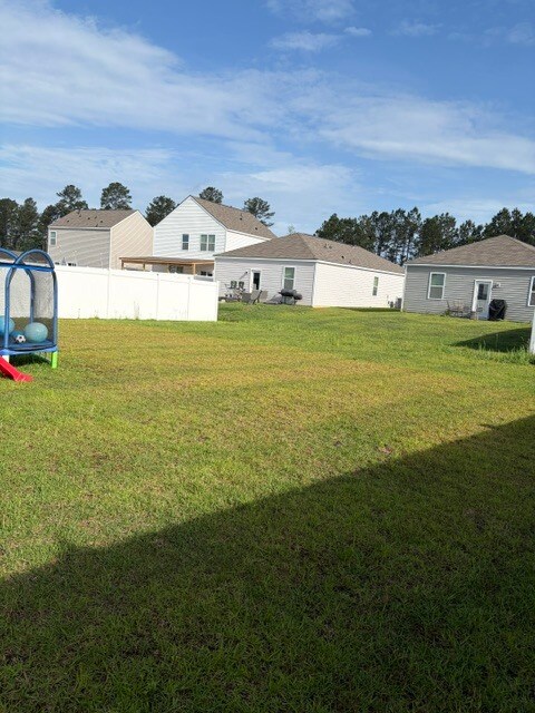Building Photo - 228 Sanctuary Dr