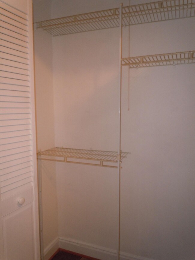 Building Photo - 4014 Avera Ave
