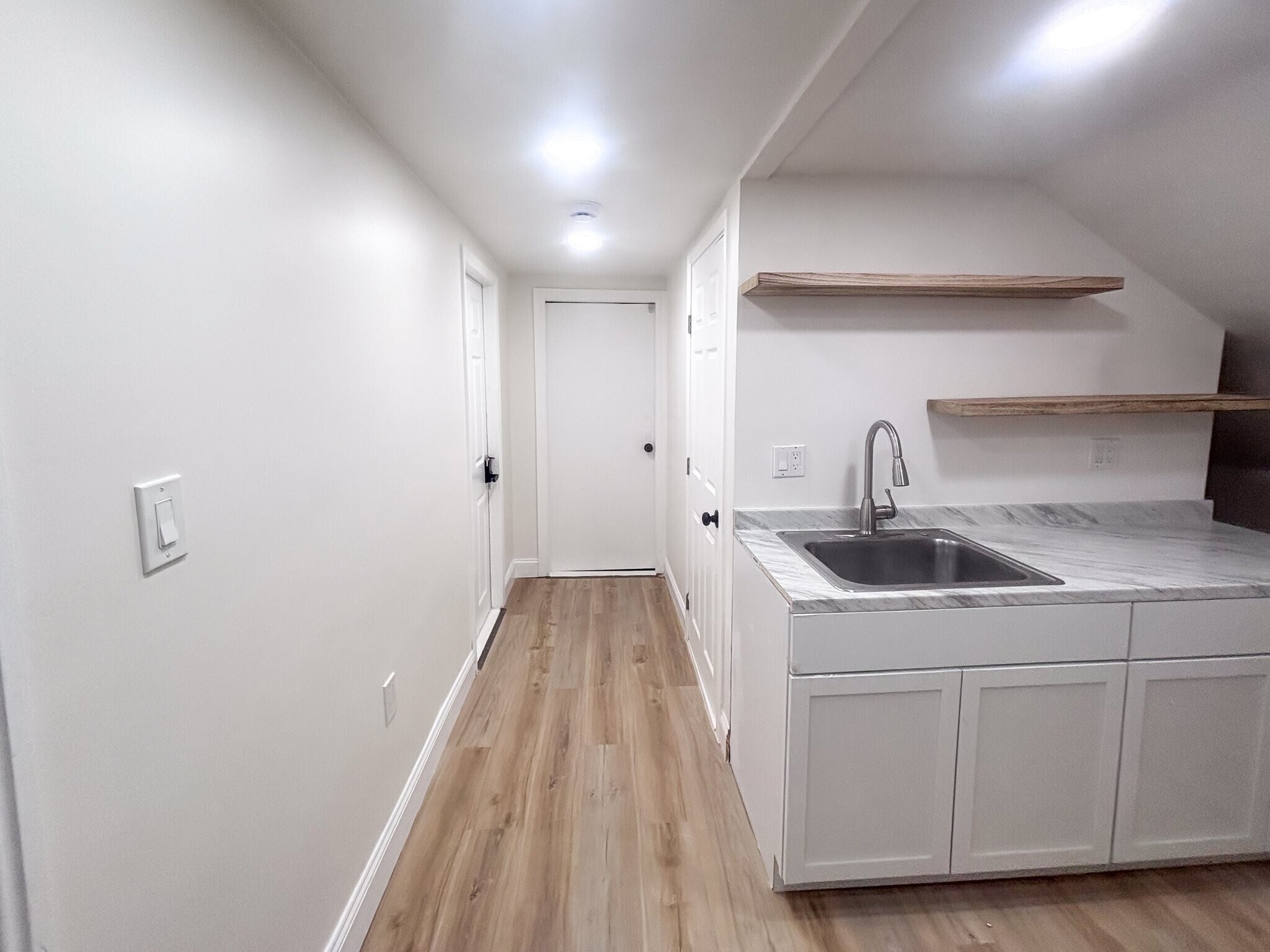 Building Photo - 38 Judith St