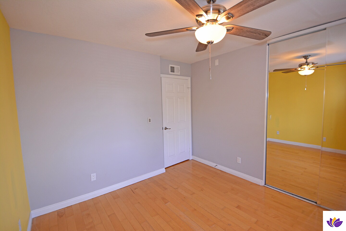 Building Photo - 23935 Ingomar St