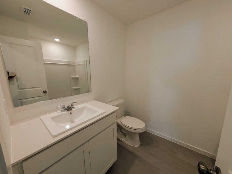 Building Photo - 11321 Rodeo Dr