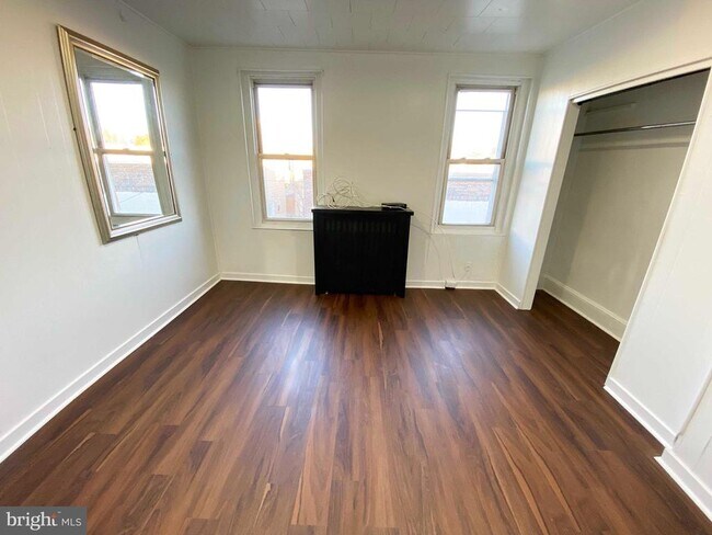 Building Photo - 3027 Weikel St