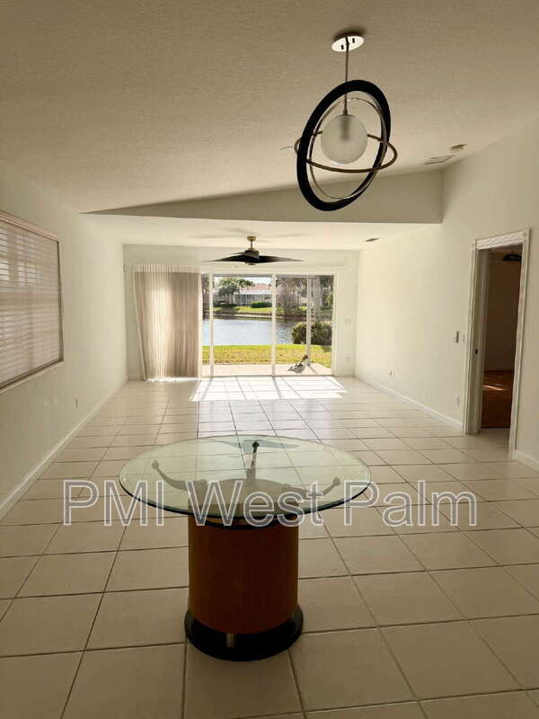 Building Photo - 8270 Eleuthera Ln