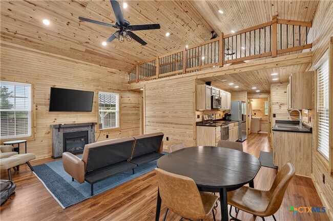 Building Photo - 26822 Blue Cove Rd