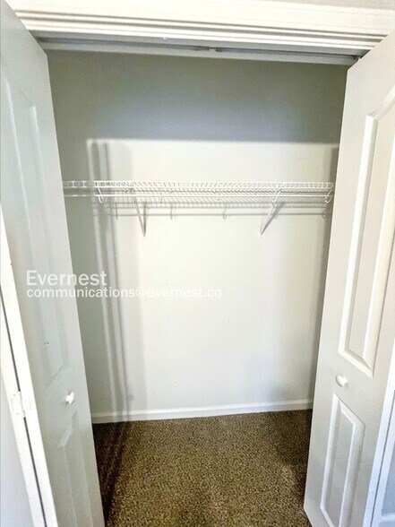 Building Photo - 3740 N Jot Dr