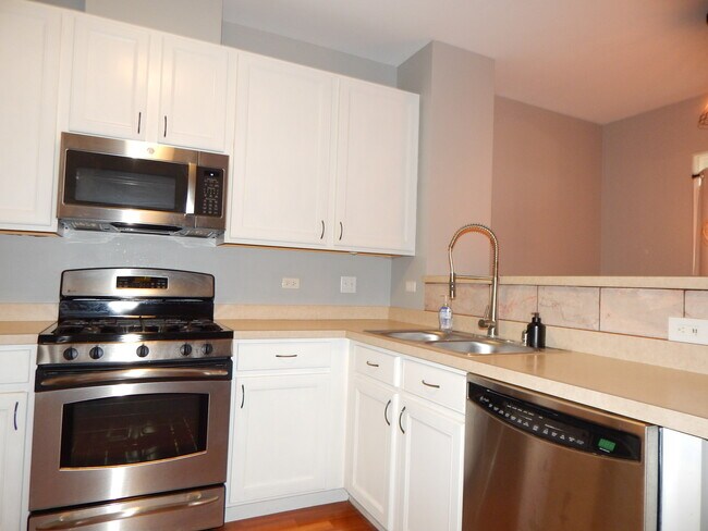 Building Photo - 5612 Wildspring Dr
