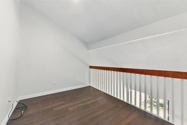 Building Photo - 3126 Windchase Blvd