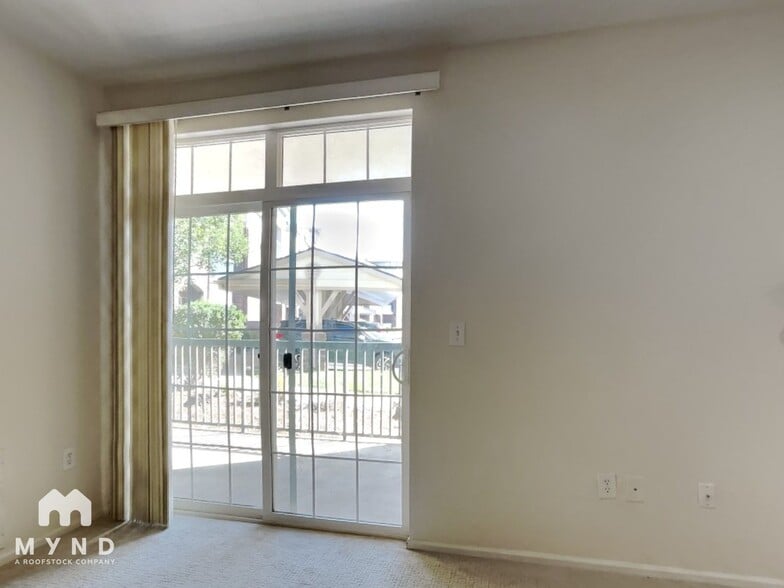 Building Photo - 3854 S Dayton Way