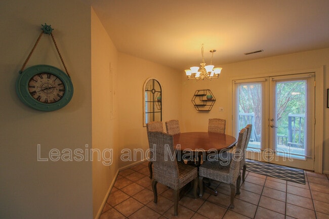 Building Photo - 796 Harbor Pl Dr