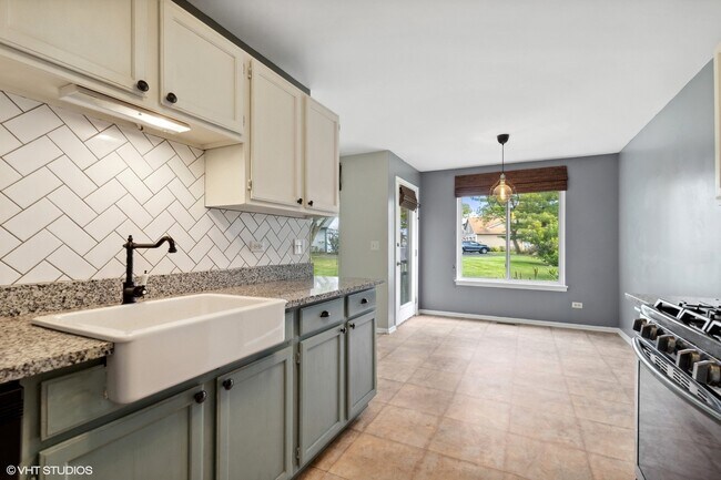 Building Photo - 310 Wethington Dr