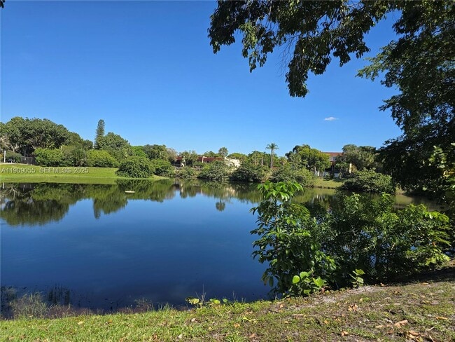 Building Photo - 6010 S Falls Cir Dr