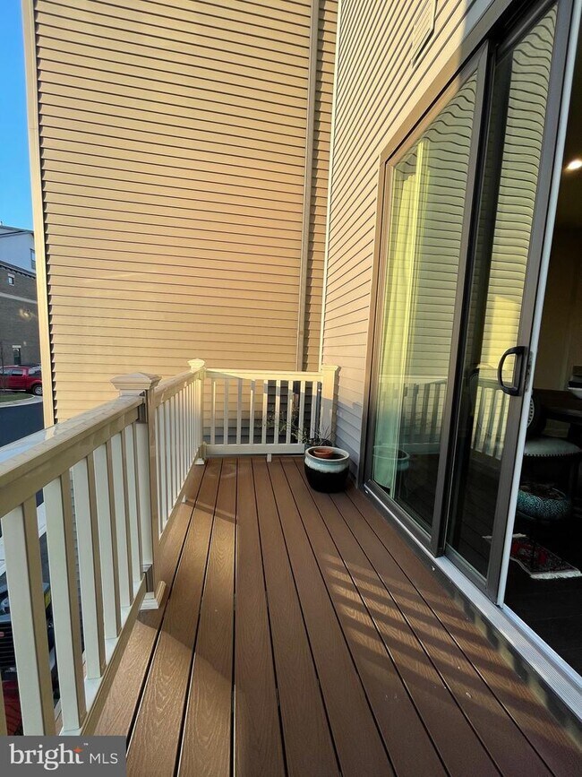Building Photo - 22178 Maple Tree Ter