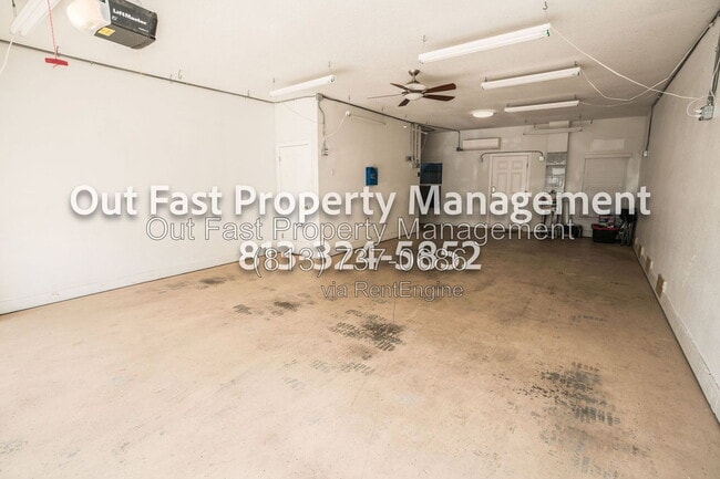 Building Photo - 4859 W Prescott St