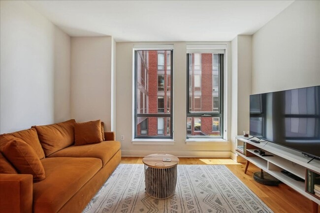 Building Photo - Fabulous 1 Bed/1 Bath condo at The Avidian...