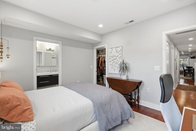 Building Photo - 3545 13th St NW