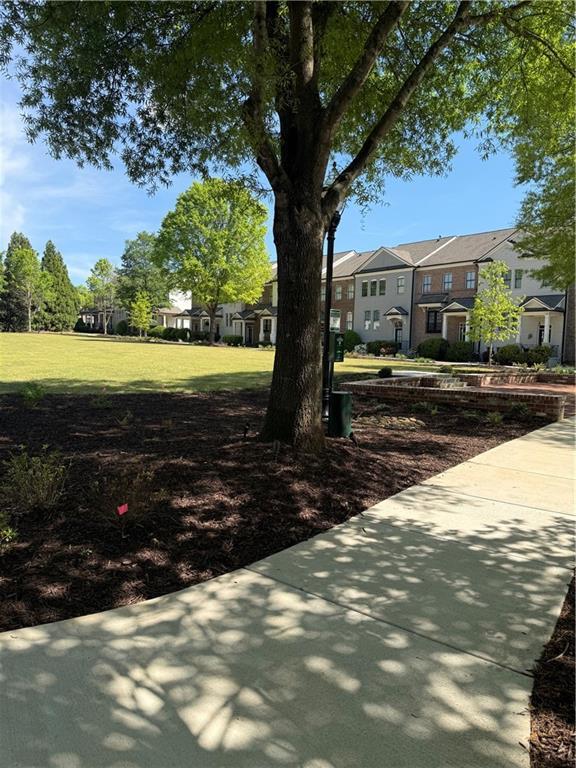 Building Photo - 332 Suwanee Ave NW