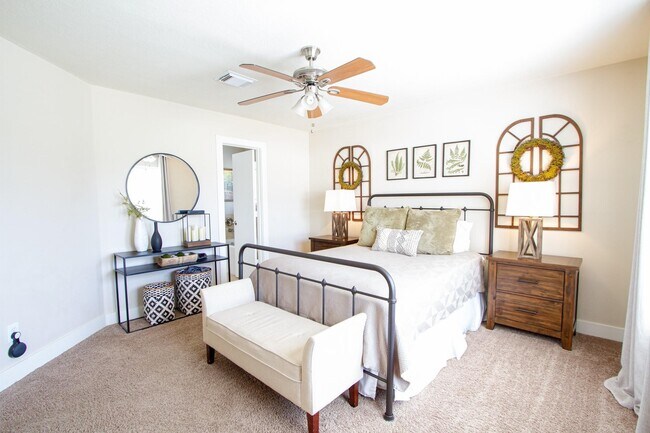 Building Photo - 18730 Atasca Oaks Dr