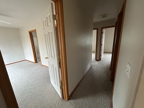 Building Photo - 1975 Greatview Dr