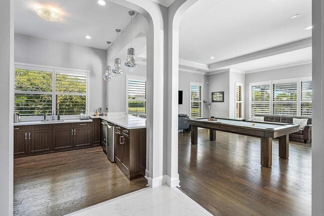 Building Photo - 17511 Cadena Dr