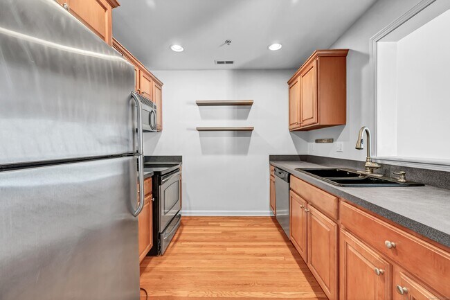 Building Photo - 793 Federal Rd