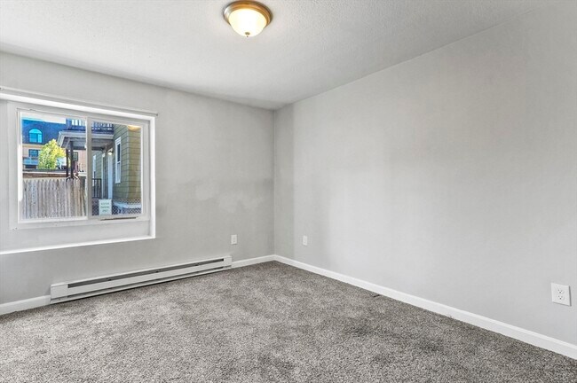 Building Photo - 260 Tremont St