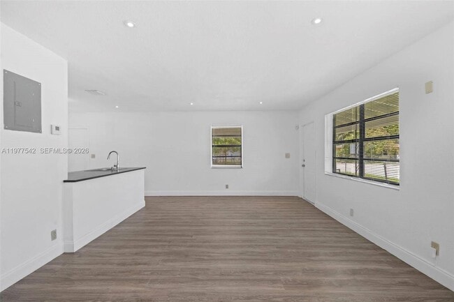 Building Photo - 1344 NW 7th Terrace