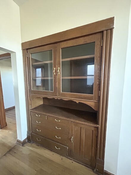 Building Photo - 2827 N Milwaukee Ave