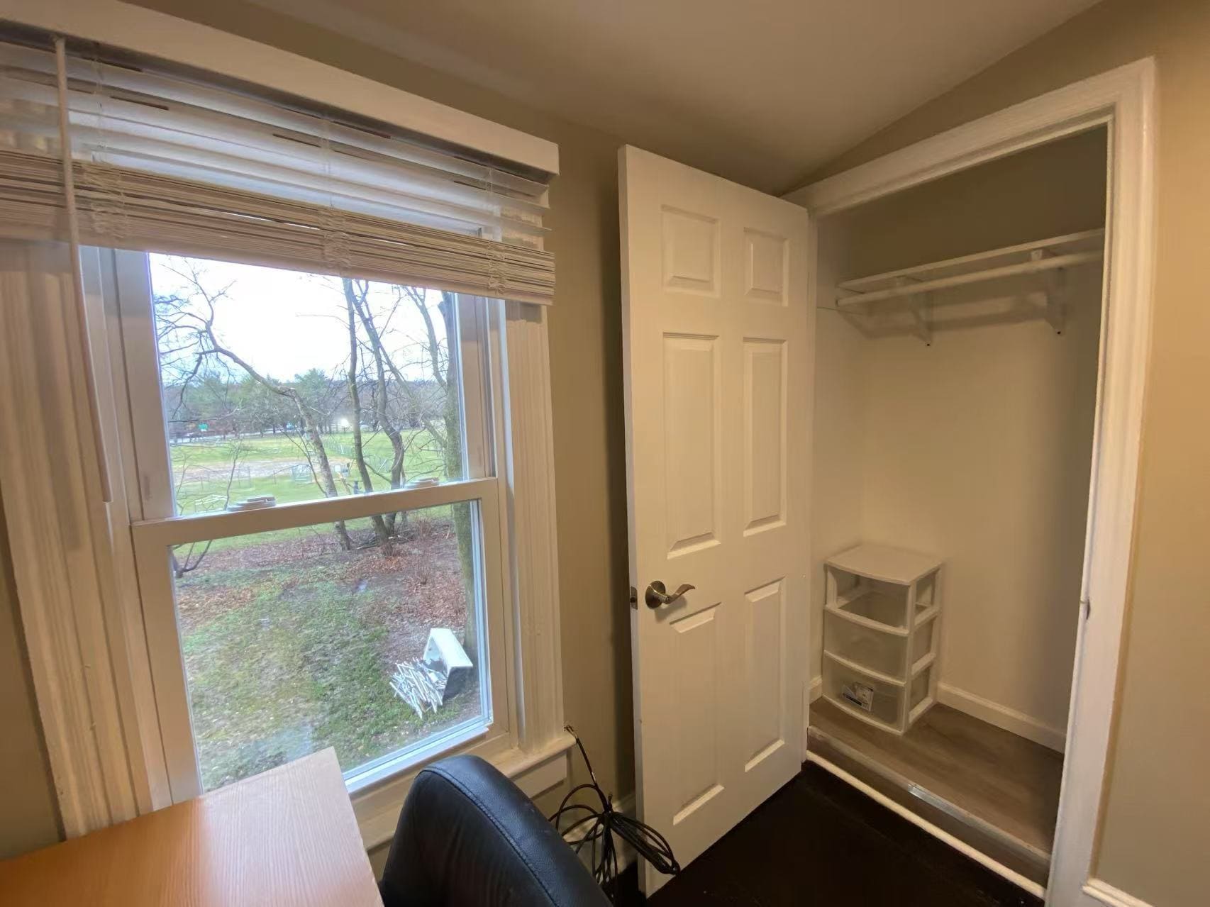 Building Photo - 219 Birch Ave