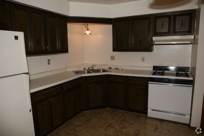 Kitchen - Westover Apartments