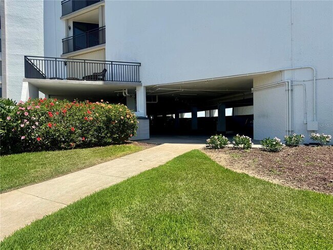 Building Photo - 5700 Escondida Blvd S