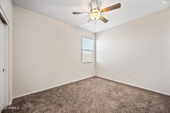 Building Photo - 31027 W Mulberry Dr