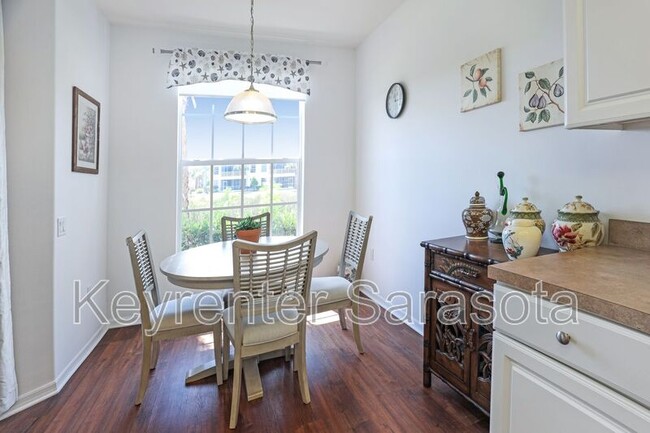 Building Photo - 7068 Prosperity Cir