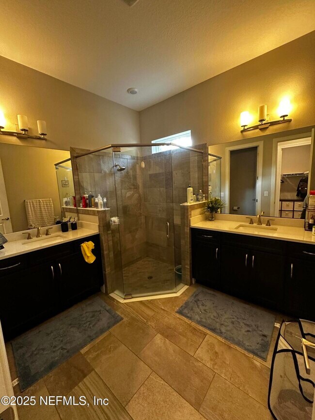 Building Photo - 8613 Homeplace Dr