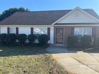 Building Photo - 1755 Rosewell Dr